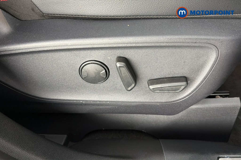 Ford Kuga St-Line Edition Automatic Petrol Plug-In Hybrid SUV - Stock Number (1683248) - 23rd supplementary image