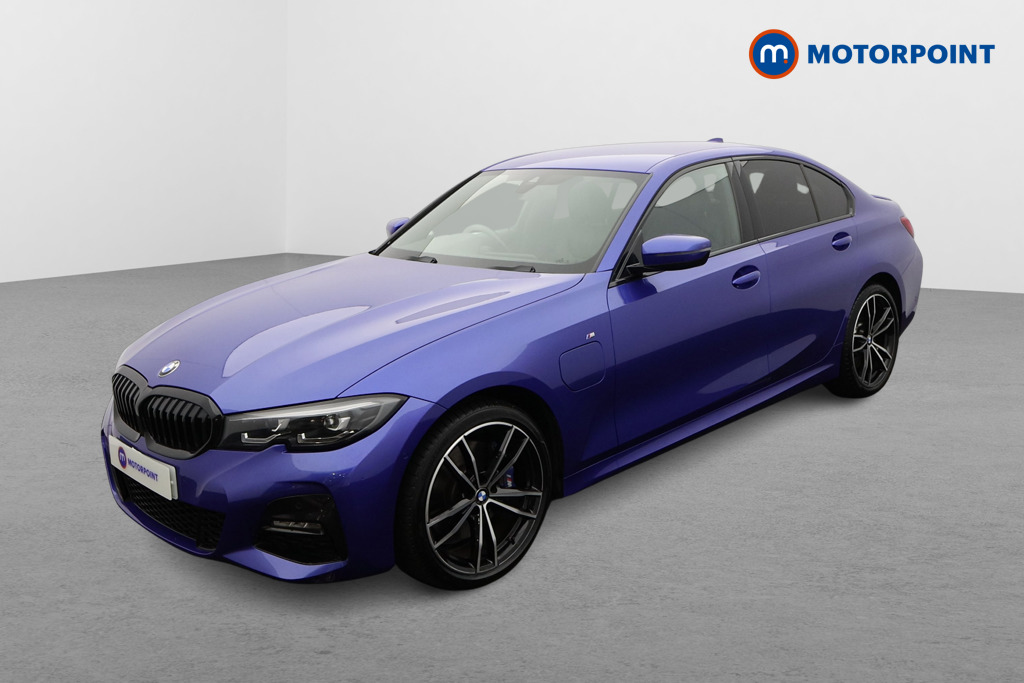 BMW 3 Series M Sport Automatic Petrol Plug-In Hybrid Saloon - Stock Number (1683317) - Passenger side front corner