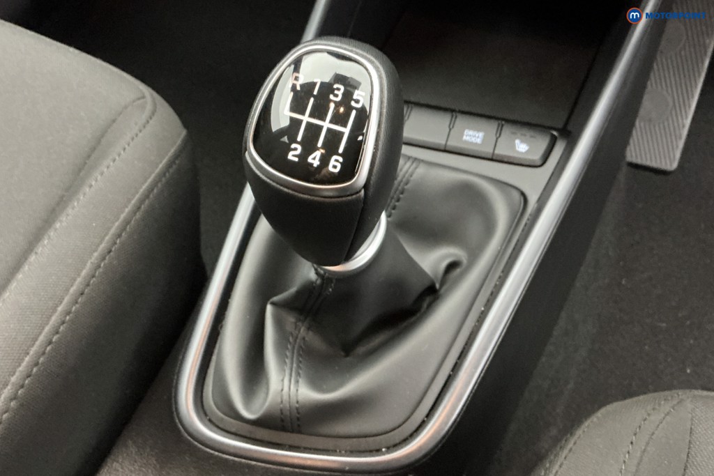 Hyundai I20 Black Line Manual Petrol Hatchback - Stock Number (1683633) - 14th supplementary image