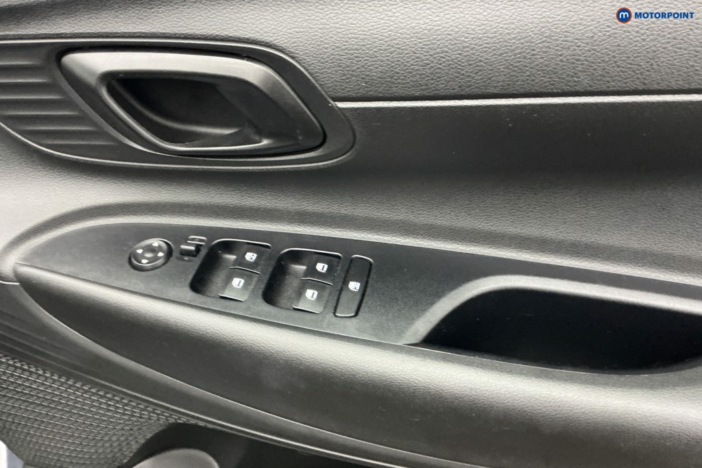Hyundai I20 Black Line Manual Petrol Hatchback - Stock Number (1683633) - 24th supplementary image