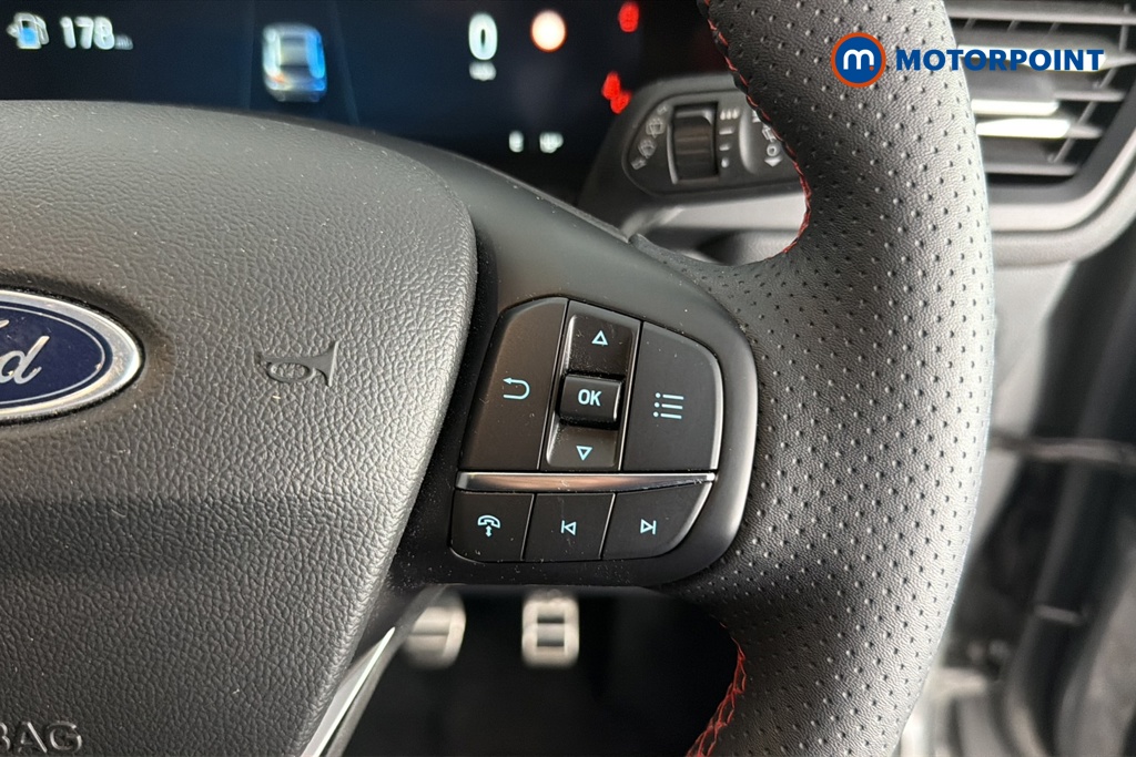 Ford Kuga St-Line Manual Petrol SUV - Stock Number (1683655) - 3rd supplementary image