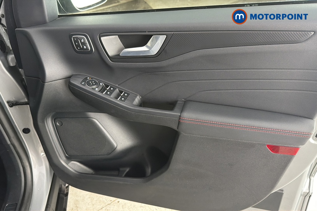 Ford Kuga St-Line Manual Petrol SUV - Stock Number (1683655) - 18th supplementary image