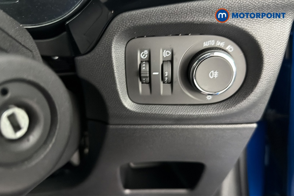Vauxhall Corsa YES Manual Petrol Hatchback - Stock Number (1639812) - 11th supplementary image