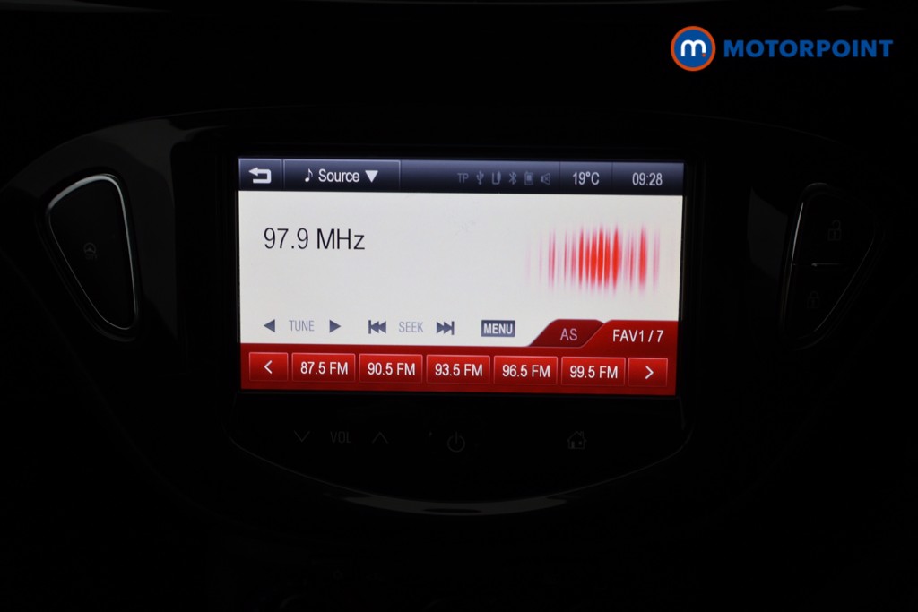 Vauxhall Corsa Limited Edition Manual Petrol Hatchback - Stock Number (1653836) - 5th supplementary image