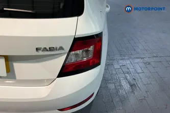 Skoda Fabia S Manual Petrol Hatchback - Stock Number (1671651) - 36th supplementary image