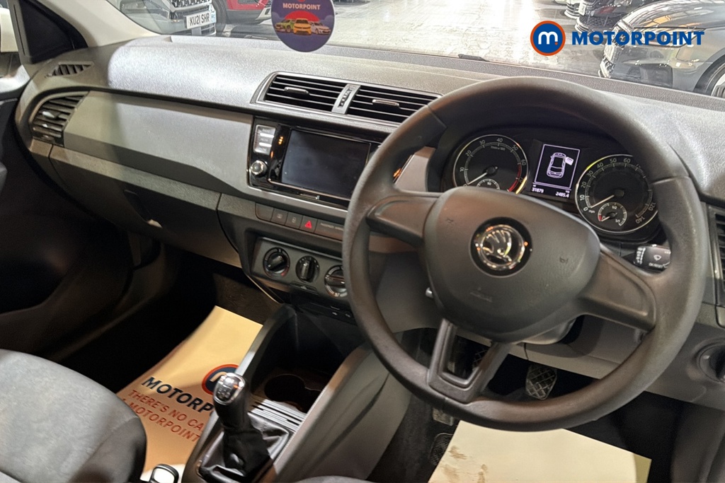 Skoda Fabia S Manual Petrol Hatchback - Stock Number (1671651) - 1st supplementary image