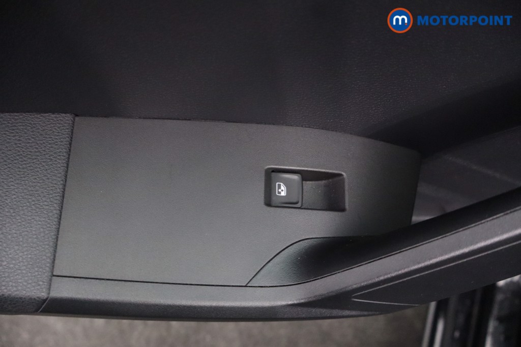 Seat Ibiza FR Manual Petrol Hatchback - Stock Number (1672087) - 33rd supplementary image