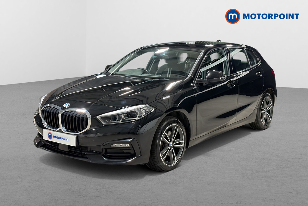 BMW 1 Series Sport Manual Petrol Hatchback - Stock Number (1672435) - Passenger side front corner