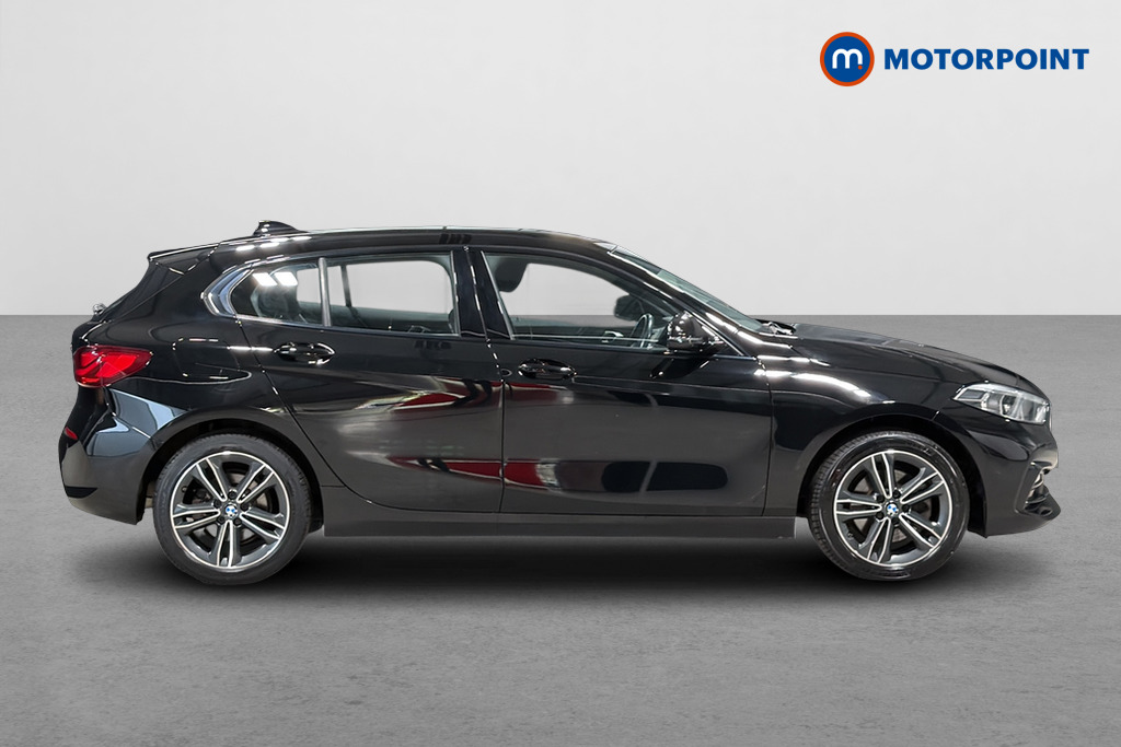 BMW 1 Series Sport Manual Petrol Hatchback - Stock Number (1672435) - Passenger side