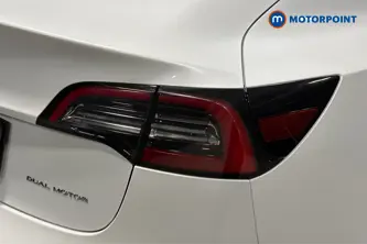 Tesla Model 3 Long Range Automatic Electric Saloon - Stock Number (1675023) - 36th supplementary image