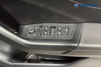 Volkswagen T-Roc Black Edition Automatic Petrol SUV - Stock Number (1676360) - 19th supplementary image