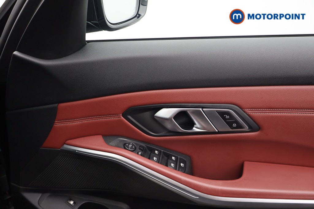 BMW 3 Series M Sport Automatic Petrol Plug-In Hybrid Saloon - Stock Number (1676584) - 10th supplementary image