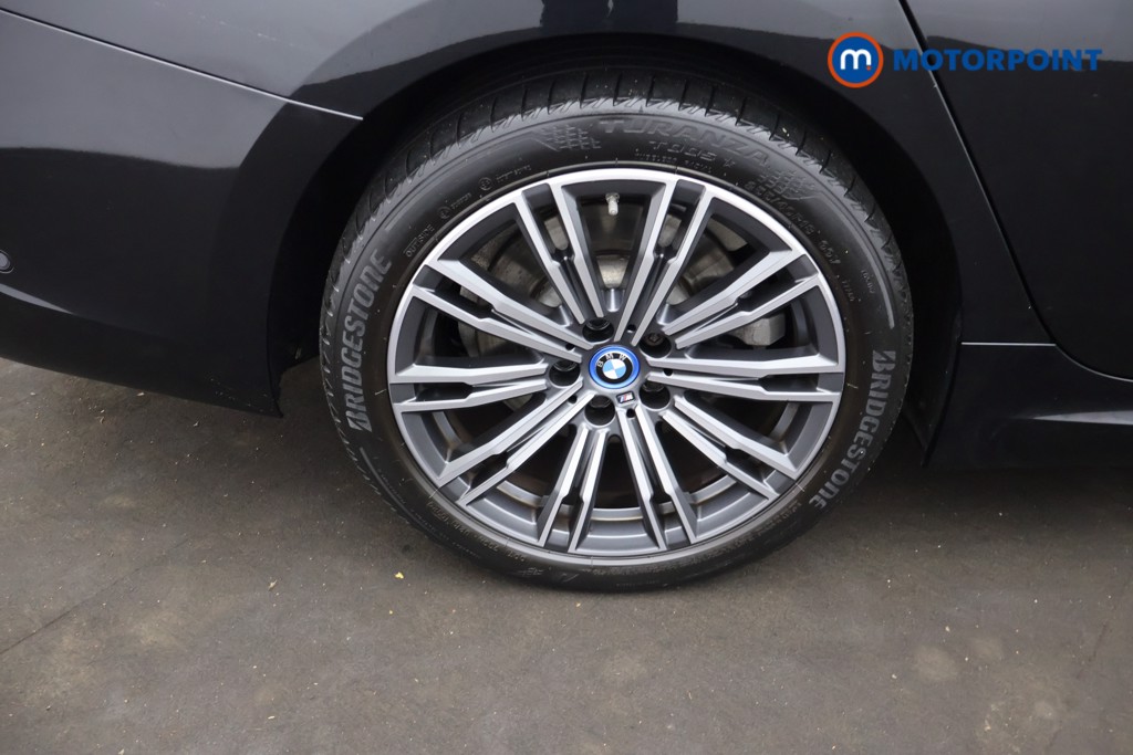 BMW 3 Series M Sport Automatic Petrol Plug-In Hybrid Saloon - Stock Number (1676584) - 19th supplementary image