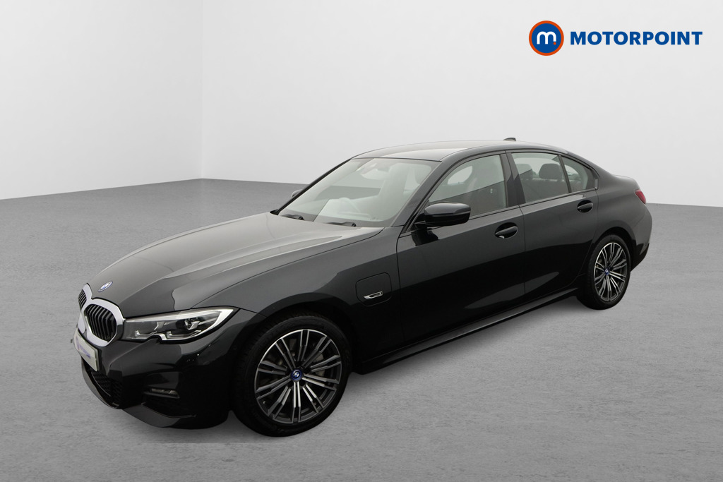 BMW 3 Series M Sport Automatic Petrol Plug-In Hybrid Saloon - Stock Number (1676584) - Passenger side front corner
