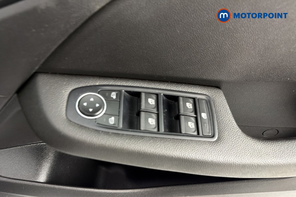 Renault Clio Evolution Manual Petrol Hatchback - Stock Number (1677042) - 19th supplementary image