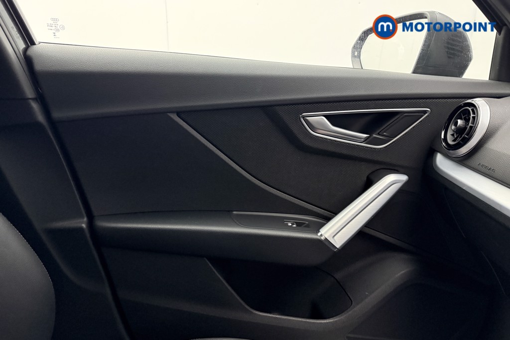 Audi Q2 S Line Manual Petrol SUV - Stock Number (1677362) - 12th supplementary image