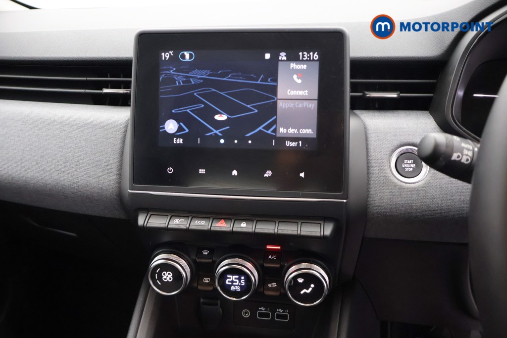 Renault Clio Evolution Manual Petrol Hatchback - Stock Number (1677819) - 9th supplementary image