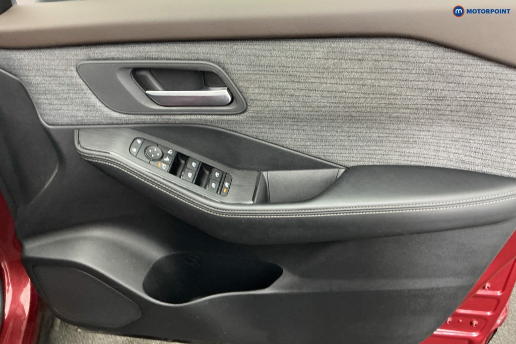 Nissan X-Trail N-Connecta Automatic Petrol-Electric Hybrid SUV - Stock Number (1678366) - 23rd supplementary image