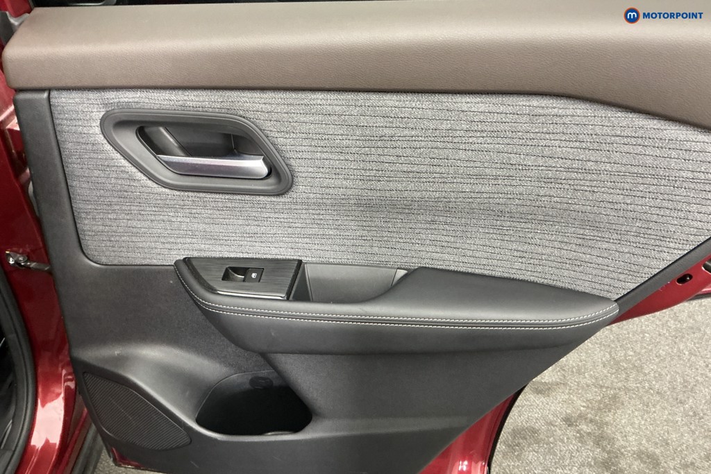 Nissan X-Trail N-Connecta Automatic Petrol-Electric Hybrid SUV - Stock Number (1678366) - 25th supplementary image