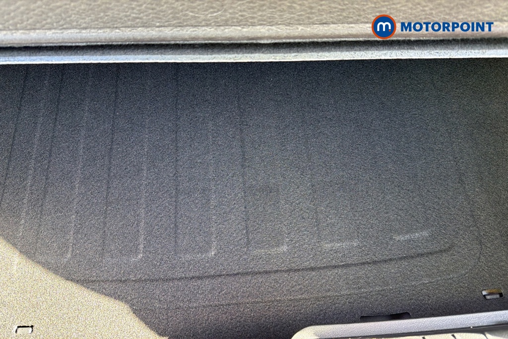 Hyundai I20 Tech Line Automatic Petrol Hatchback - Stock Number (1678378) - 33rd supplementary image