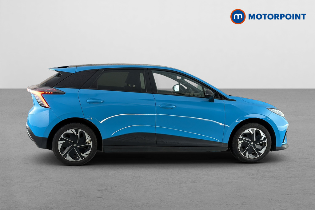 Mg Motor Uk MG4 Trophy Automatic Electric SUV - Stock Number (1678614) - Passenger side