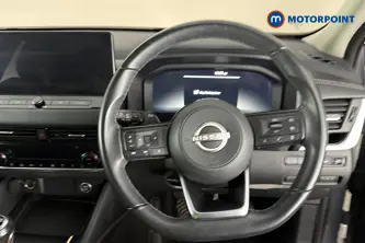 Nissan Qashqai N-Connecta Manual Petrol SUV - Stock Number (1679009) - 2nd supplementary image