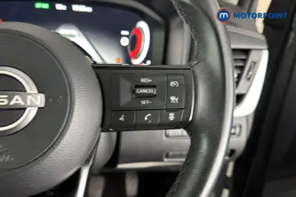 Nissan Qashqai N-Connecta Manual Petrol SUV - Stock Number (1679009) - 3rd supplementary image