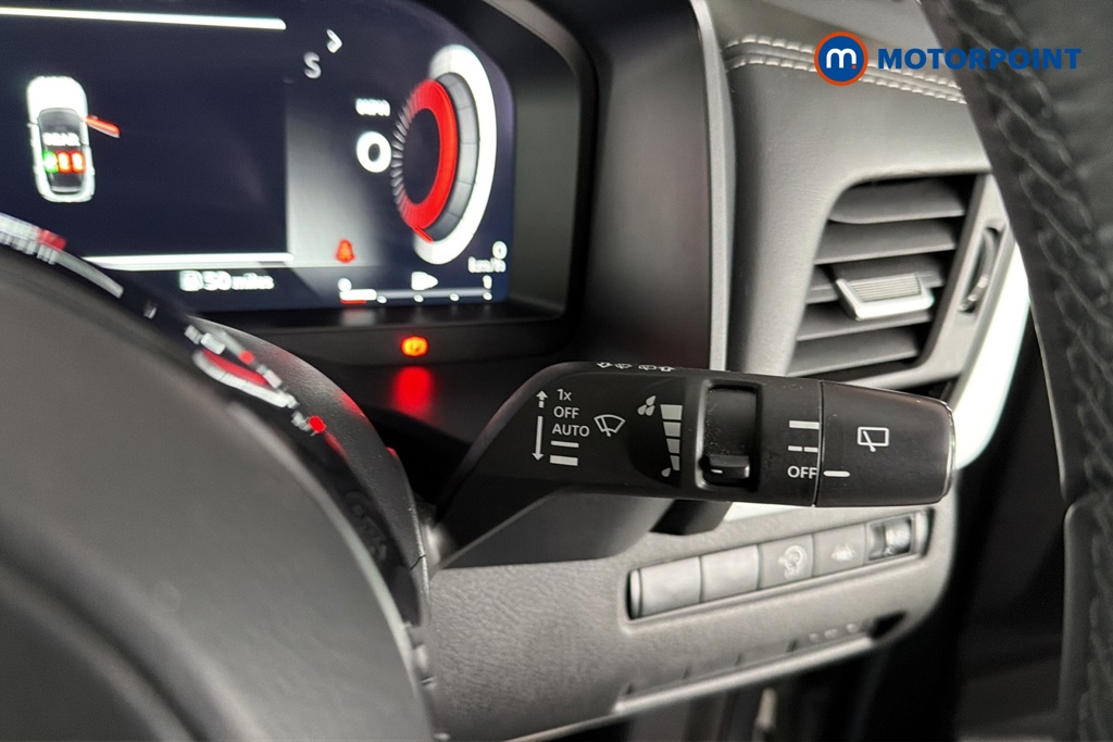 Nissan Qashqai N-Connecta Manual Petrol SUV - Stock Number (1679009) - 6th supplementary image