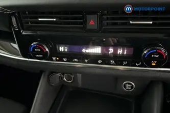 Nissan Qashqai N-Connecta Manual Petrol SUV - Stock Number (1679009) - 12th supplementary image