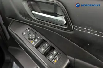 Nissan Qashqai N-Connecta Manual Petrol SUV - Stock Number (1679009) - 19th supplementary image