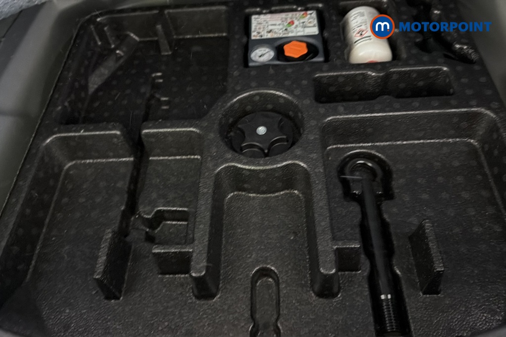 Nissan Qashqai N-Connecta Manual Petrol SUV - Stock Number (1679009) - 33rd supplementary image