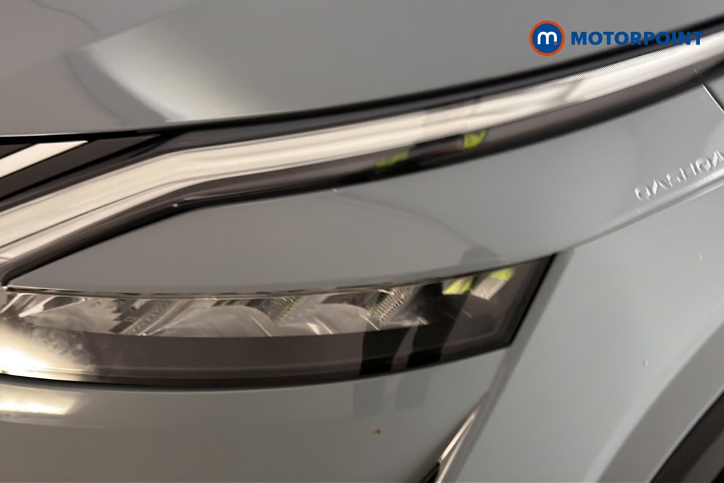 Nissan Qashqai N-Connecta Manual Petrol SUV - Stock Number (1679009) - 42nd supplementary image