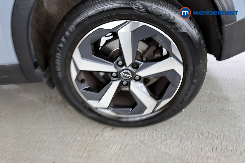 Nissan Qashqai N-Connecta Manual Petrol SUV - Stock Number (1679009) - 45th supplementary image