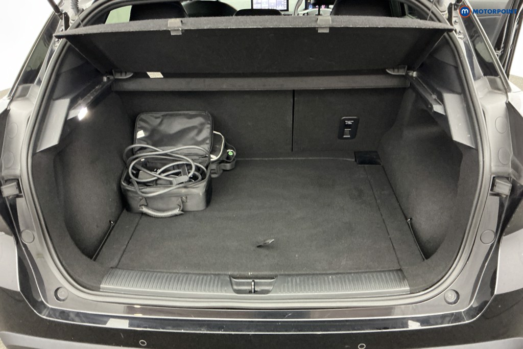 Mg Motor Uk MG4 Trophy Automatic Electric SUV - Stock Number (1679011) - 3rd supplementary image
