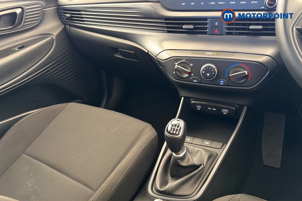Hyundai I20 Advance Manual Petrol Hatchback - Stock Number (1679199) - 15th supplementary image