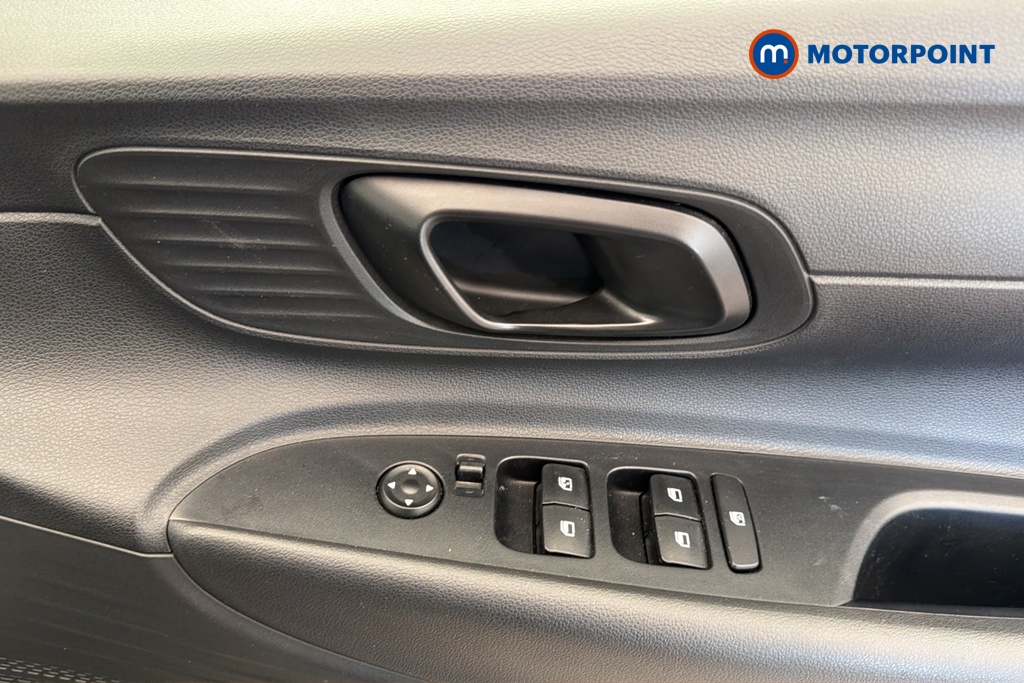Hyundai I20 Advance Manual Petrol Hatchback - Stock Number (1679199) - 19th supplementary image