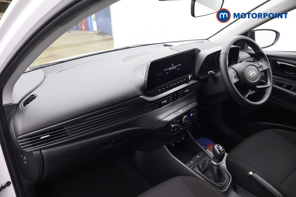 Hyundai I20 Advance Manual Petrol Hatchback - Stock Number (1679200) - 24th supplementary image