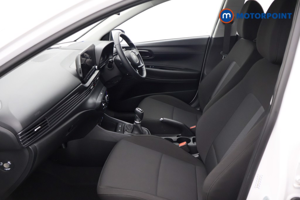 Hyundai I20 Advance Manual Petrol Hatchback - Stock Number (1679200) - 25th supplementary image