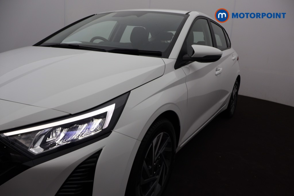 Hyundai I20 Advance Manual Petrol Hatchback - Stock Number (1679200) - 32nd supplementary image