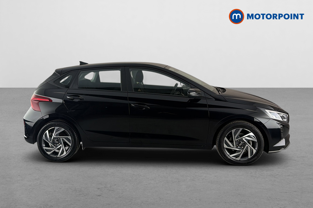 Hyundai I20 Advance Manual Petrol Hatchback - Stock Number (1679202) - Passenger side