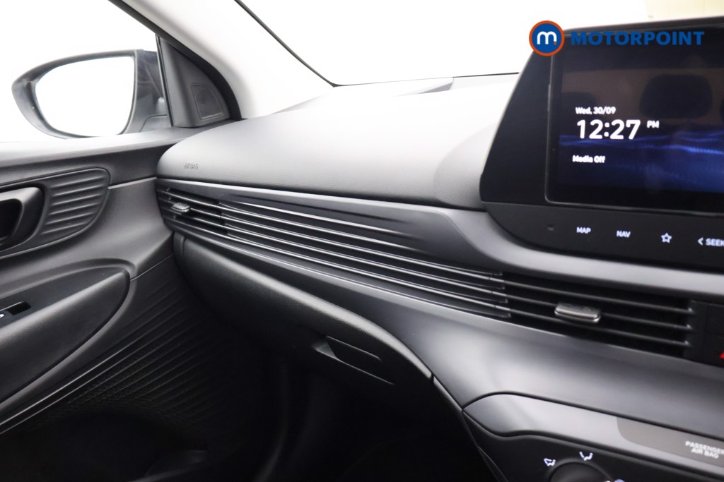Hyundai I20 Advance Automatic Petrol Hatchback - Stock Number (1679211) - 11th supplementary image