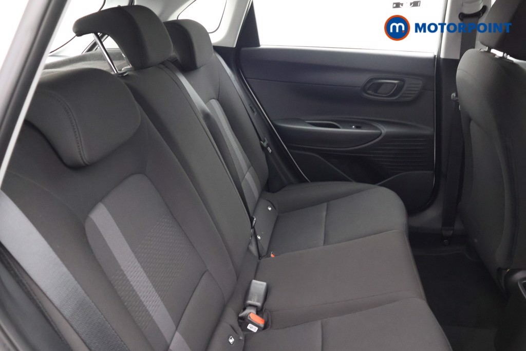 Hyundai I20 Advance Automatic Petrol Hatchback - Stock Number (1679211) - 17th supplementary image