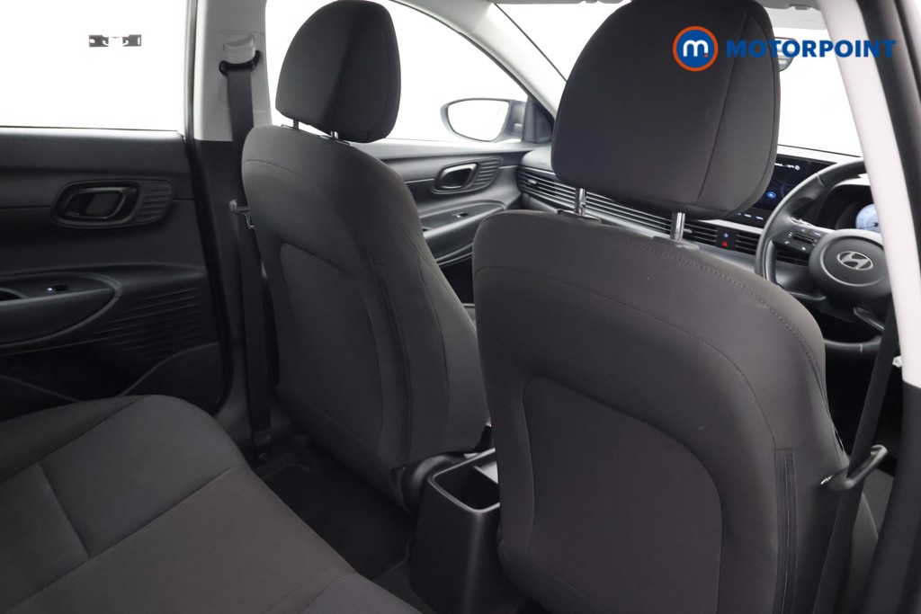 Hyundai I20 Advance Automatic Petrol Hatchback - Stock Number (1679211) - 19th supplementary image