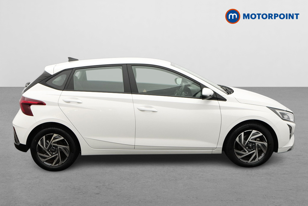 Hyundai I20 Advance Automatic Petrol Hatchback - Stock Number (1679211) - Drivers side