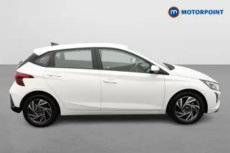 Hyundai I20 Advance Automatic Petrol Hatchback - Stock Number (1679211) - Drivers side