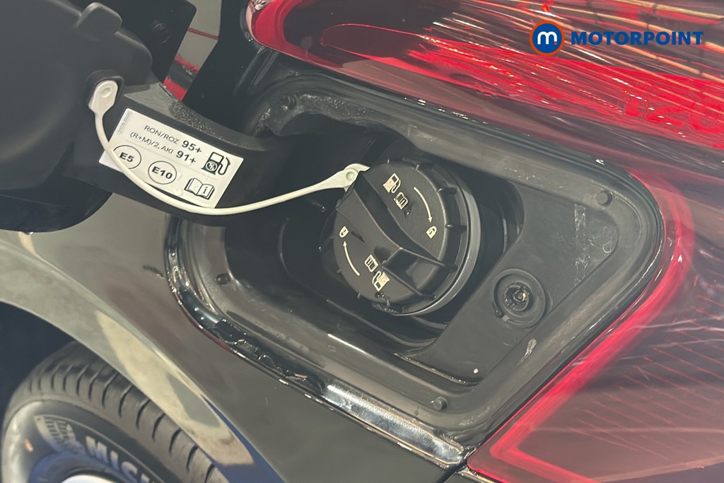 Hyundai I20 Advance Automatic Petrol Hatchback - Stock Number (1679212) - 41st supplementary image