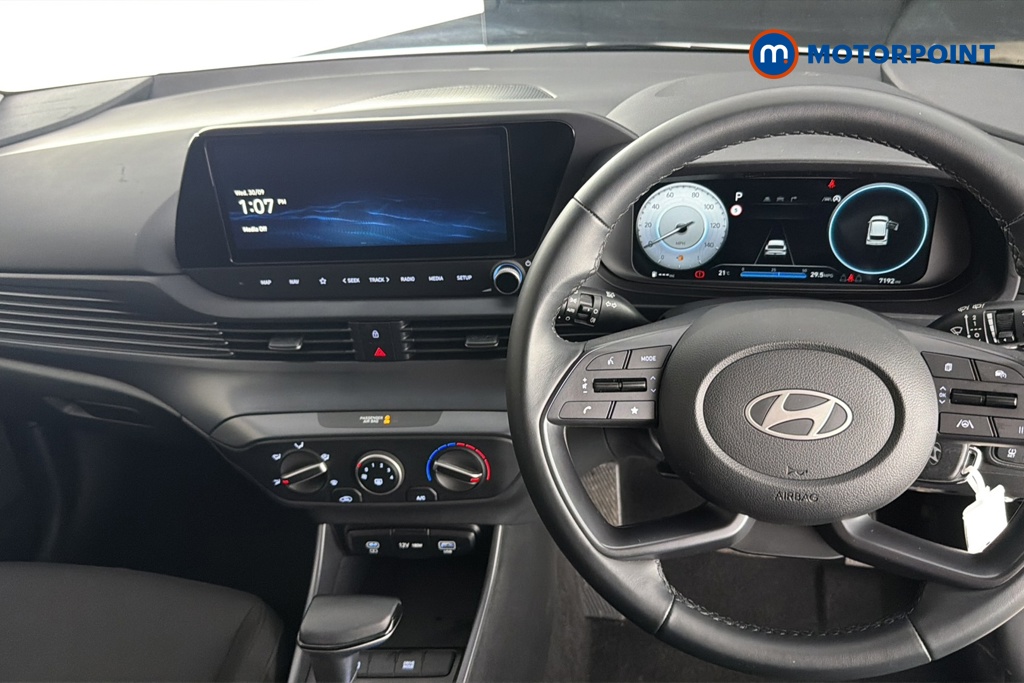 Hyundai I20 Advance Automatic Petrol Hatchback - Stock Number (1679230) - 1st supplementary image