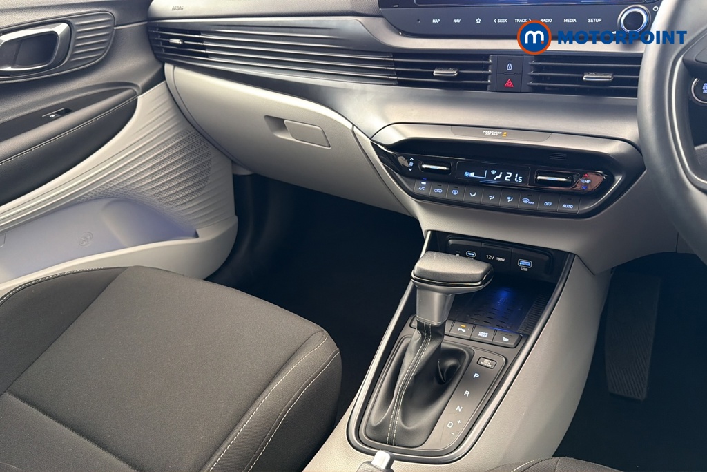 Hyundai I20 Tech Line Automatic Petrol Hatchback - Stock Number (1679241) - 15th supplementary image