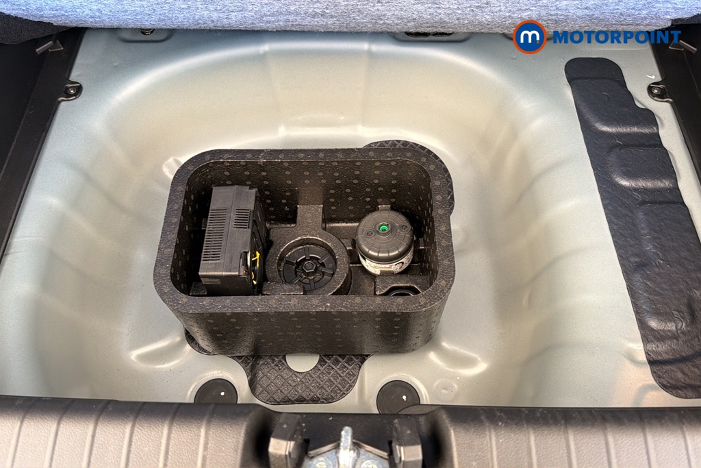 Hyundai I20 Tech Line Automatic Petrol Hatchback - Stock Number (1679241) - 33rd supplementary image