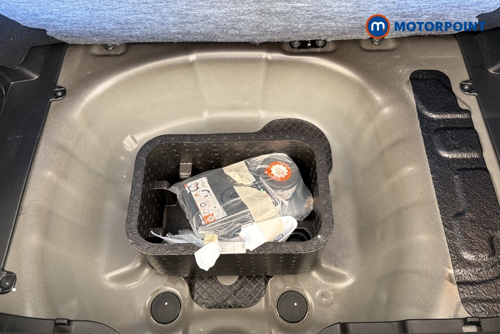Hyundai I20 Advance Automatic Petrol Hatchback - Stock Number (1679253) - 33rd supplementary image